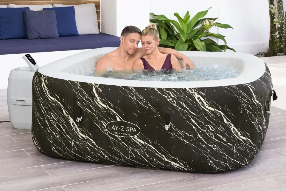 Lay-Z-Spa 6001F Hollywood Energy-Efficient Luxe AirJet Şişme Spa Havuzu, LED ışıklı, 4-6 kişilik