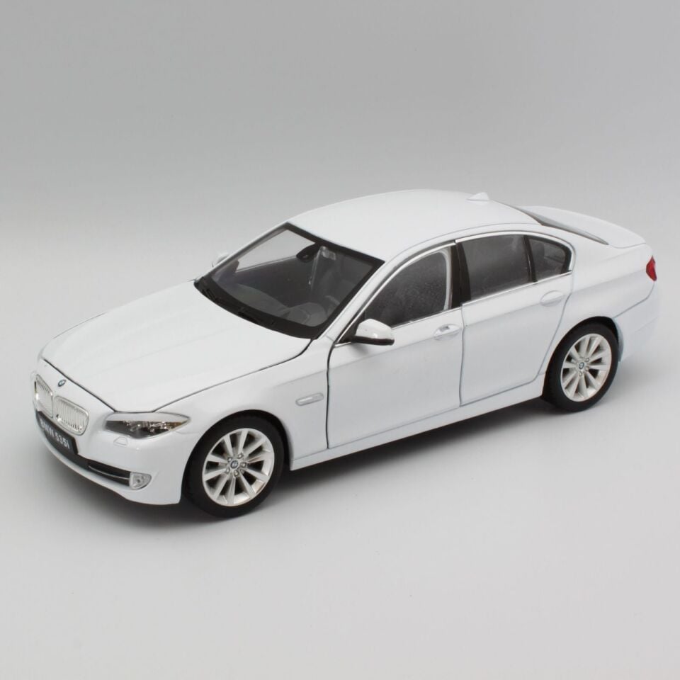 Welly Diecast BMW 535i 24026W
