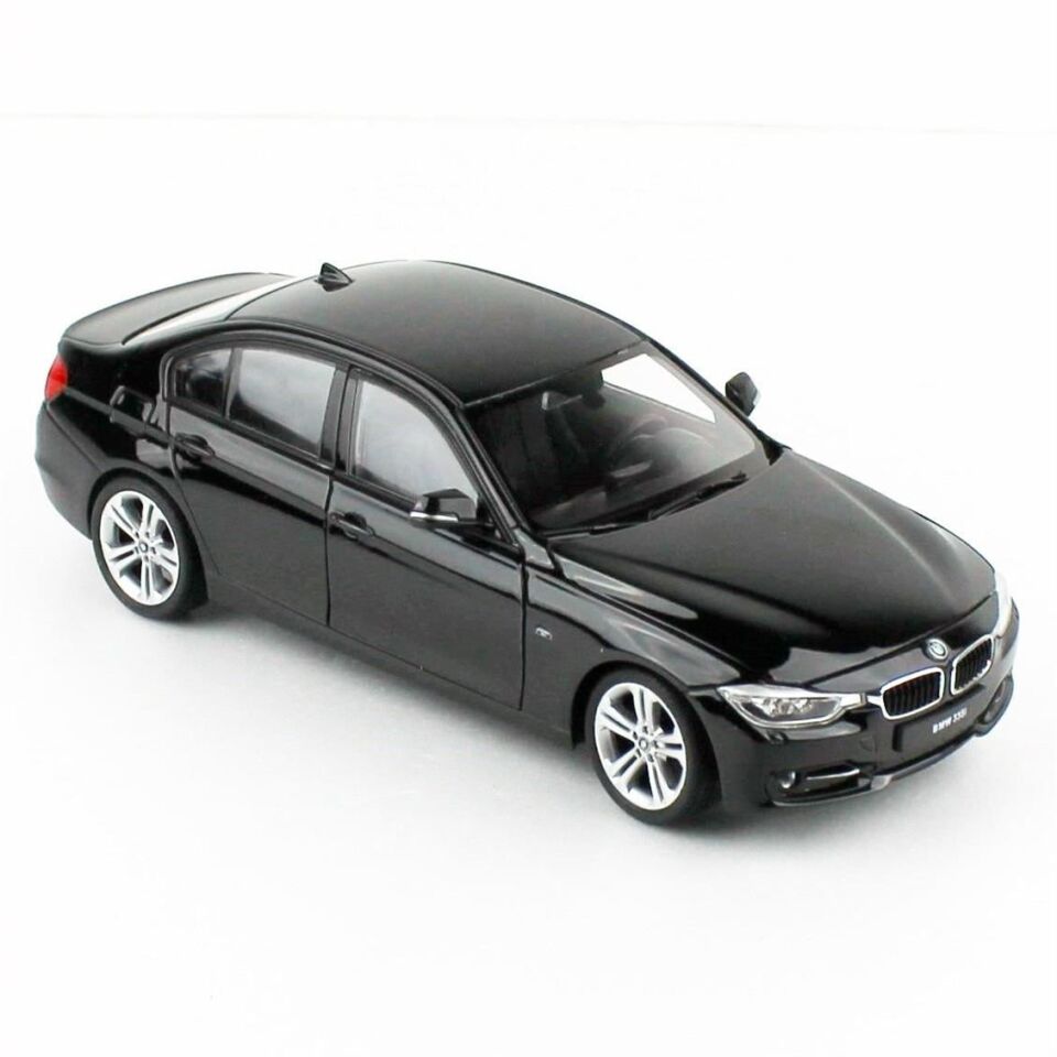 Welly 1:24 Diecast BMW 3351 24039