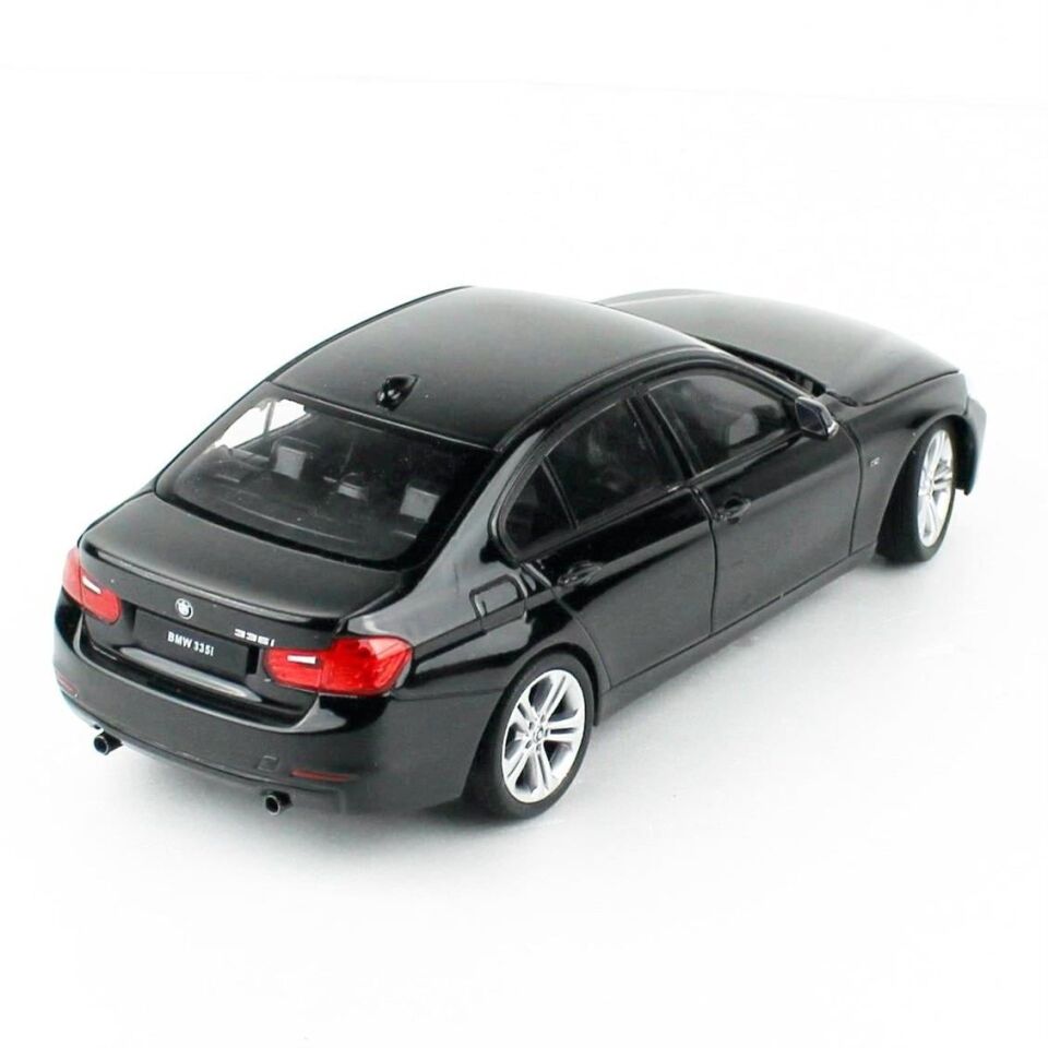Welly 1:24 Diecast BMW 3351 24039